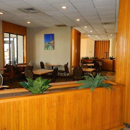 Howard Johnson Plaza Kansas City Hotel & Conference Center מראה חיצוני תמונה