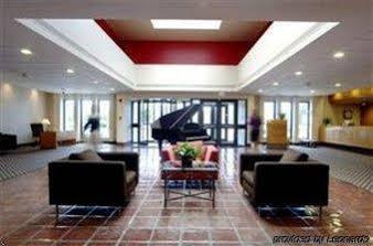 Howard Johnson Plaza Kansas City Hotel & Conference Center מראה חיצוני תמונה
