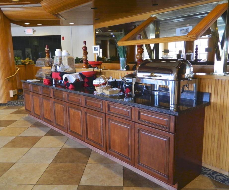 Howard Johnson Plaza Kansas City Hotel & Conference Center מראה חיצוני תמונה
